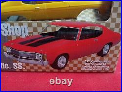 125 Scale AMT ProShop Model Kit #31975 1972 Chevelle SS Factory Sealed 2005