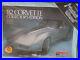 1982_Collector_Edition_Corvette_18_Plastic_Scale_Model_Car_Kit_01_nrh