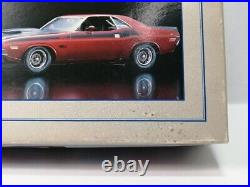 American Legendary Muscle Car 1970 DODGE CHALLENGER 340 T/A Model Kit 124 New