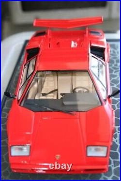 World Nostalgic Car Legend LAMBORGHINI COUNTACH LP500S Assembled Model Kit 124